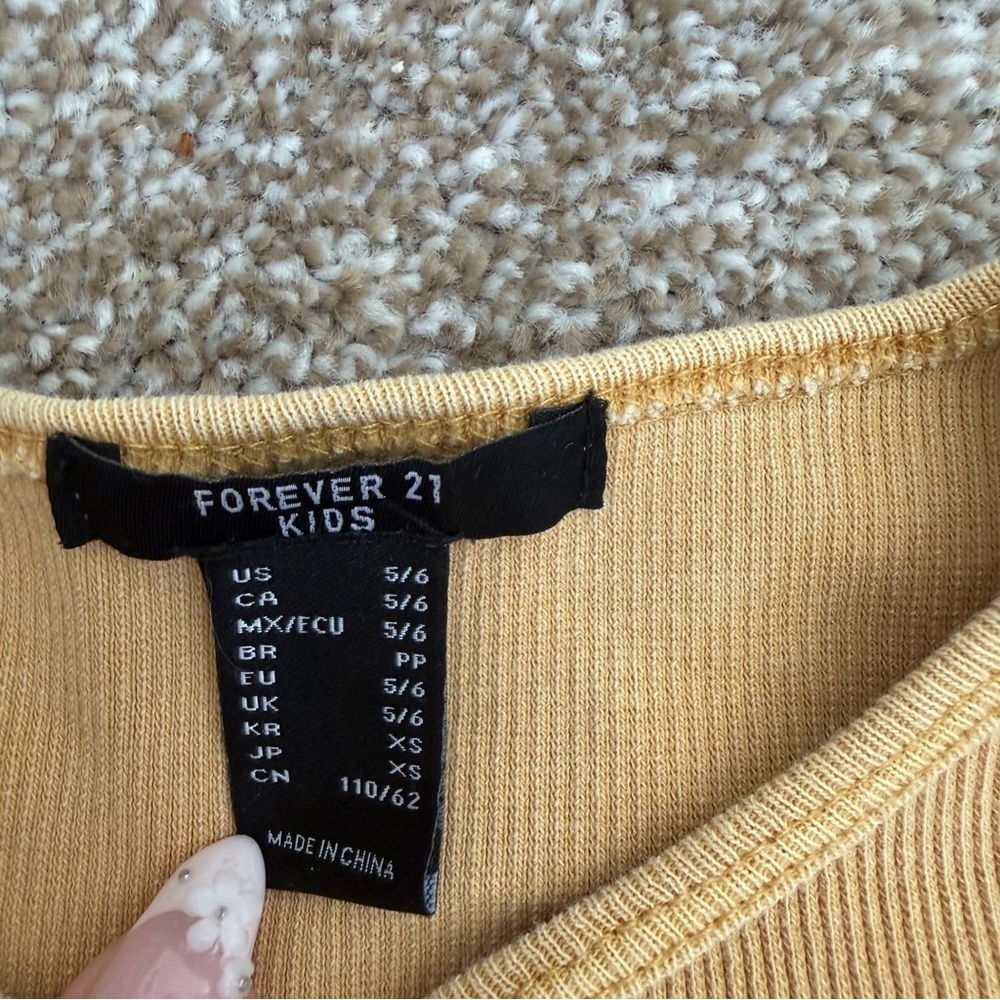Forever 21 Kids Ribbed Henley Top Yellow Long Sleeve Shirt Girls Size 5/6 - Picture 8 of 8